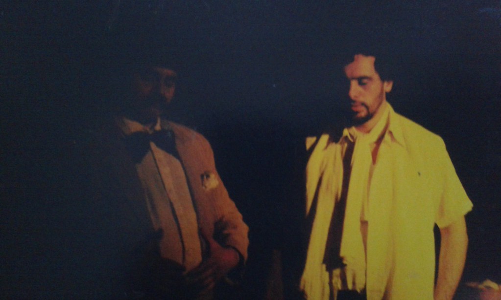 Das Hundeleben - Theaterstück Szene mit Rober Buenos Aires